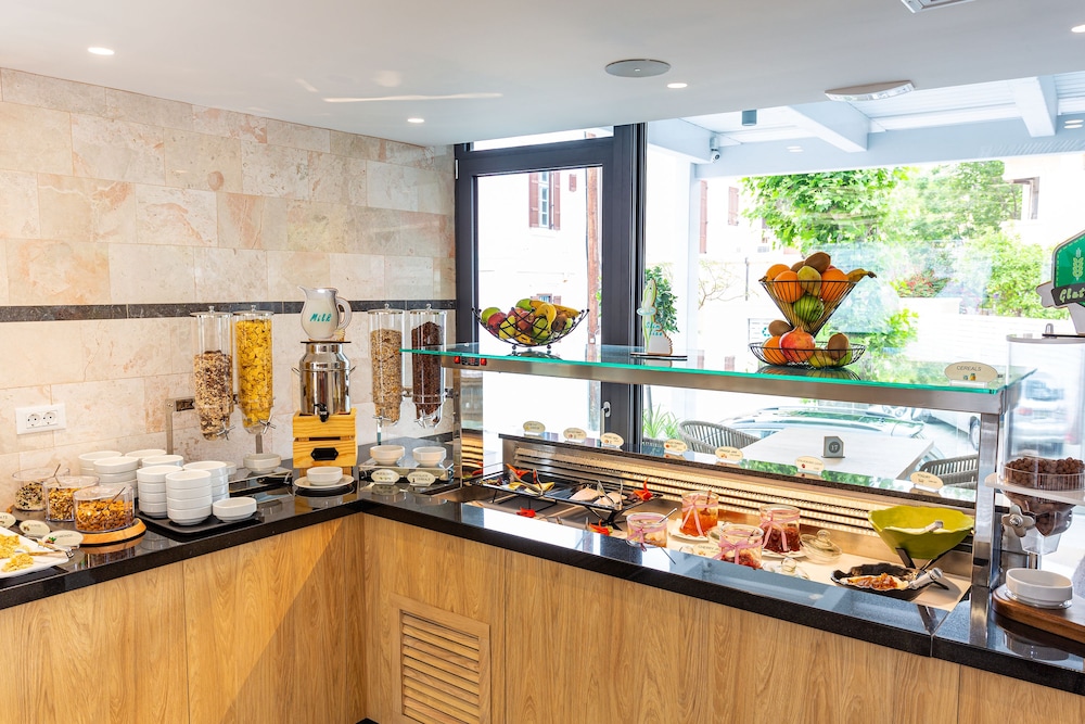 Rhodos Horizon City- Adults only — Restaurant & bars in Rhodes Town, South Aegean