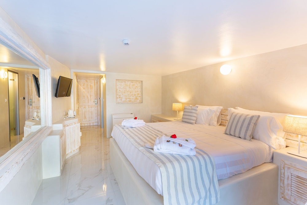 Rhodos Horizon City- Adults only — Hotel rooms in Rhodes Town, South Aegean