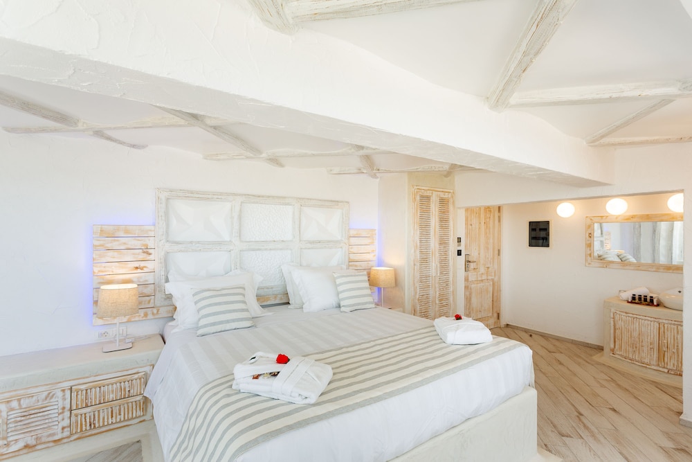 Rhodos Horizon City- Adults only — Hotel rooms in Rhodes Town, South Aegean