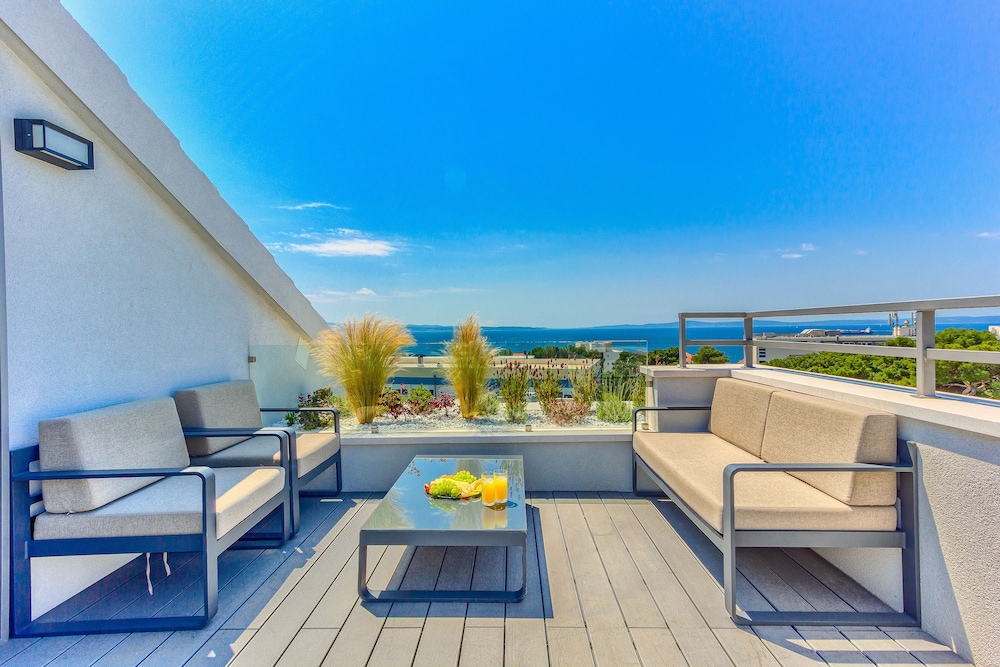 Bel Residence — Hotel building in Split, Split-Dalmatia