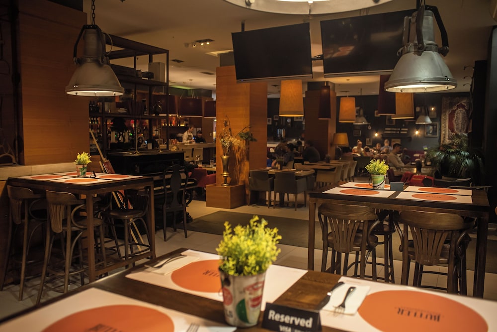 Hotel Slisko — Restaurant & bars in Zagreb, Zagreb (city)