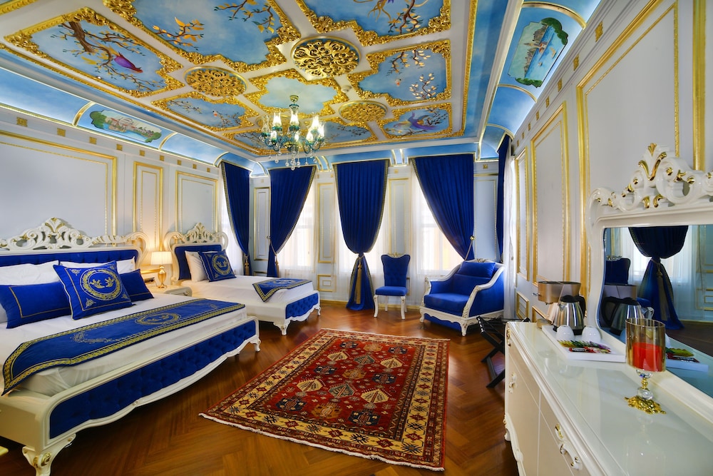 Seven Hills Palace & Spa — Hotel rooms in Istanbul, Istanbul