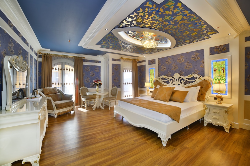 Seven Hills Palace & Spa — Hotel rooms in Istanbul, Istanbul
