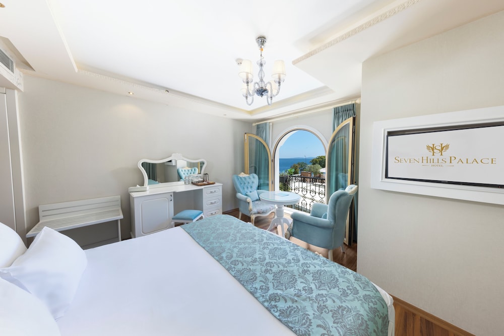 Seven Hills Palace & Spa — Hotel rooms in Istanbul, Istanbul