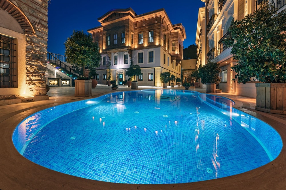 Seven Hills Palace & Spa — Main photo in Istanbul, Istanbul