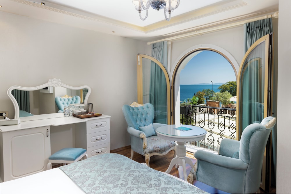 Seven Hills Palace & Spa — Hotel rooms in Istanbul, Istanbul
