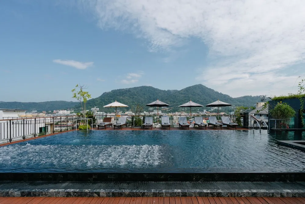 Rak Elegant Hotel Patong