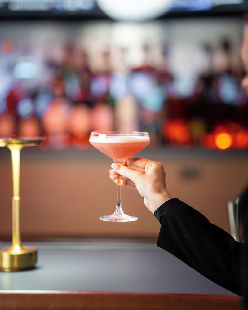 Artezen Hotel — Restaurant & bars in New York City, New York State