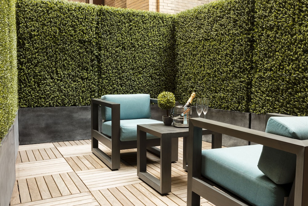 Artezen Hotel — Restaurant & bars in New York City, New York State