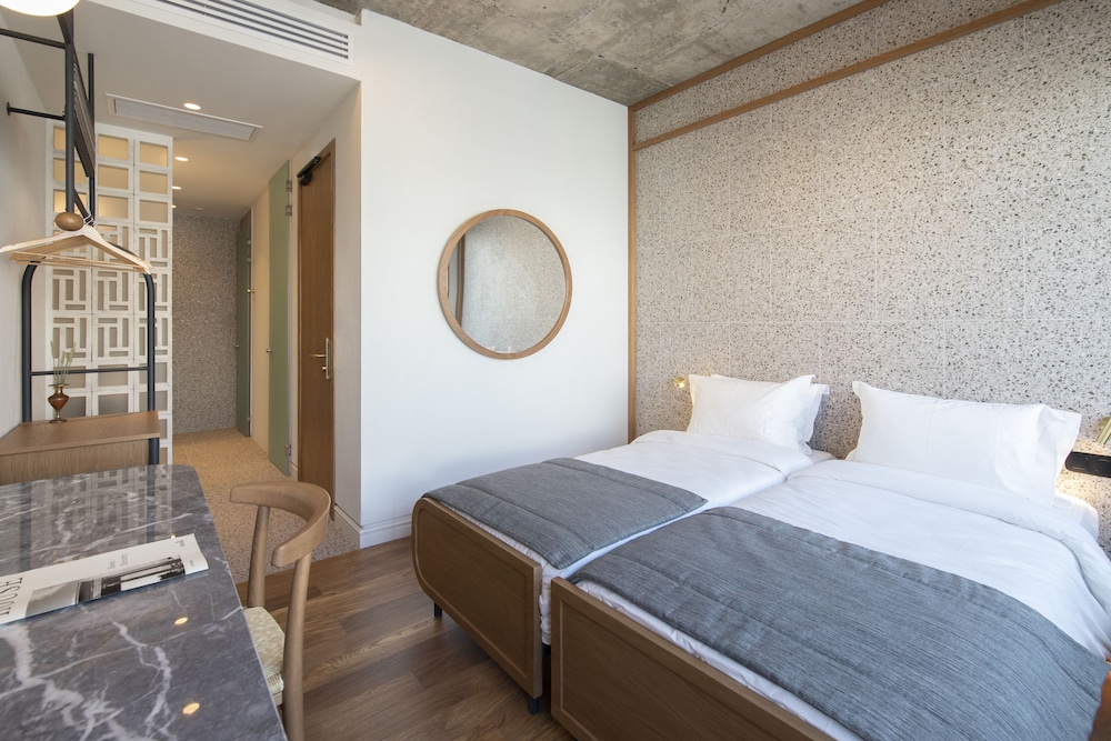 Ergon House Athens — Hotel rooms in Athens, Attica