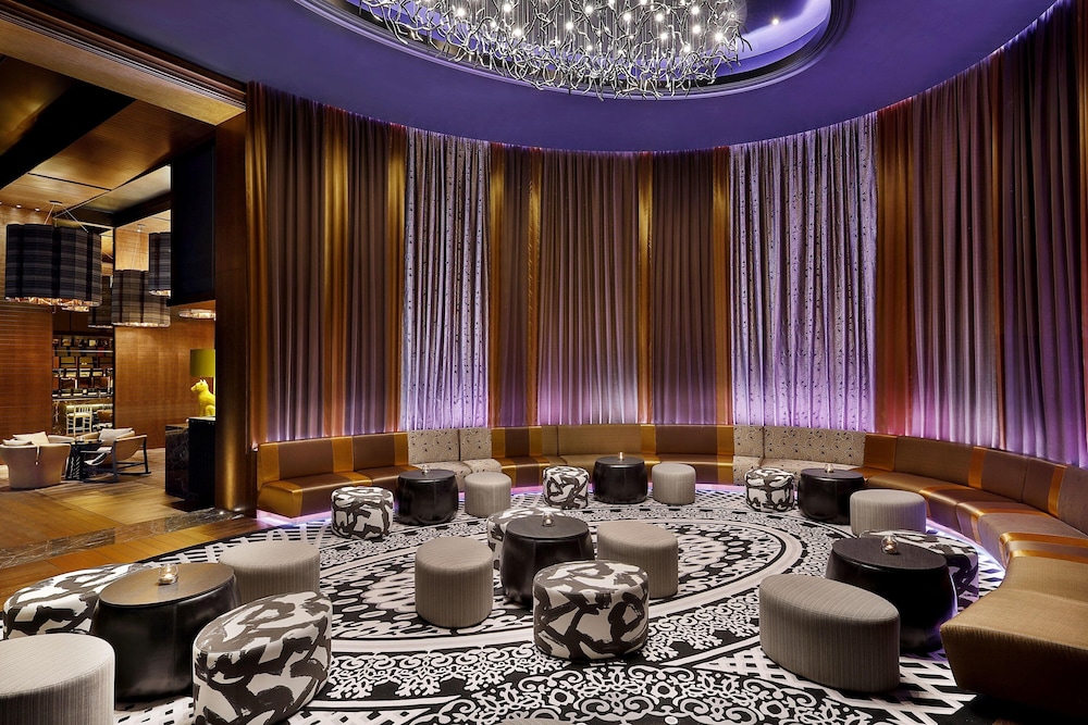 W Muscat — Restaurant & bars in Muscat, Muscat
