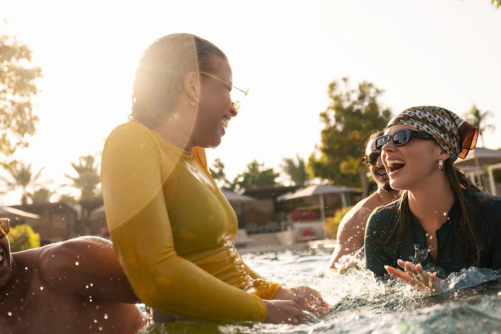 W Muscat — Swimming pool in Muscat, Muscat
