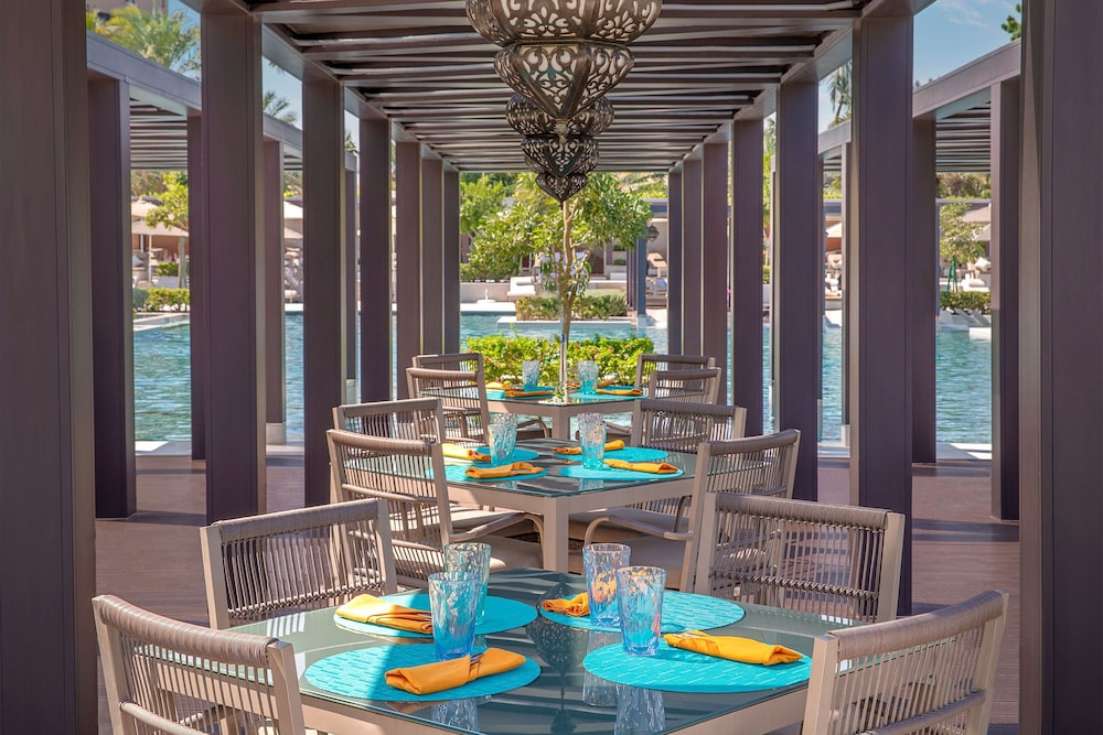 W Muscat — Restaurant & bars in Muscat, Muscat