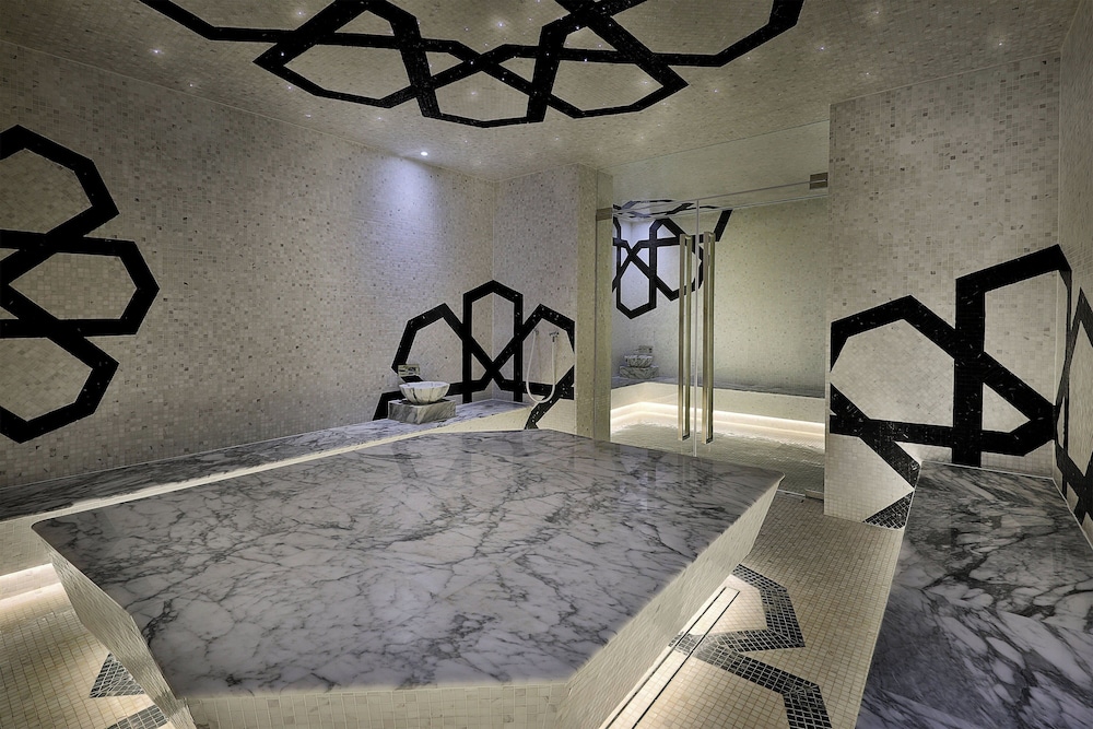 W Muscat — Spa in Muscat, Muscat