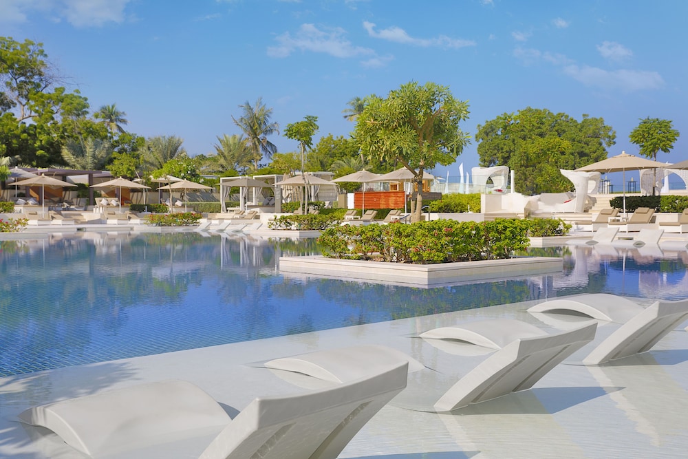W Muscat — Swimming pool in Muscat, Muscat