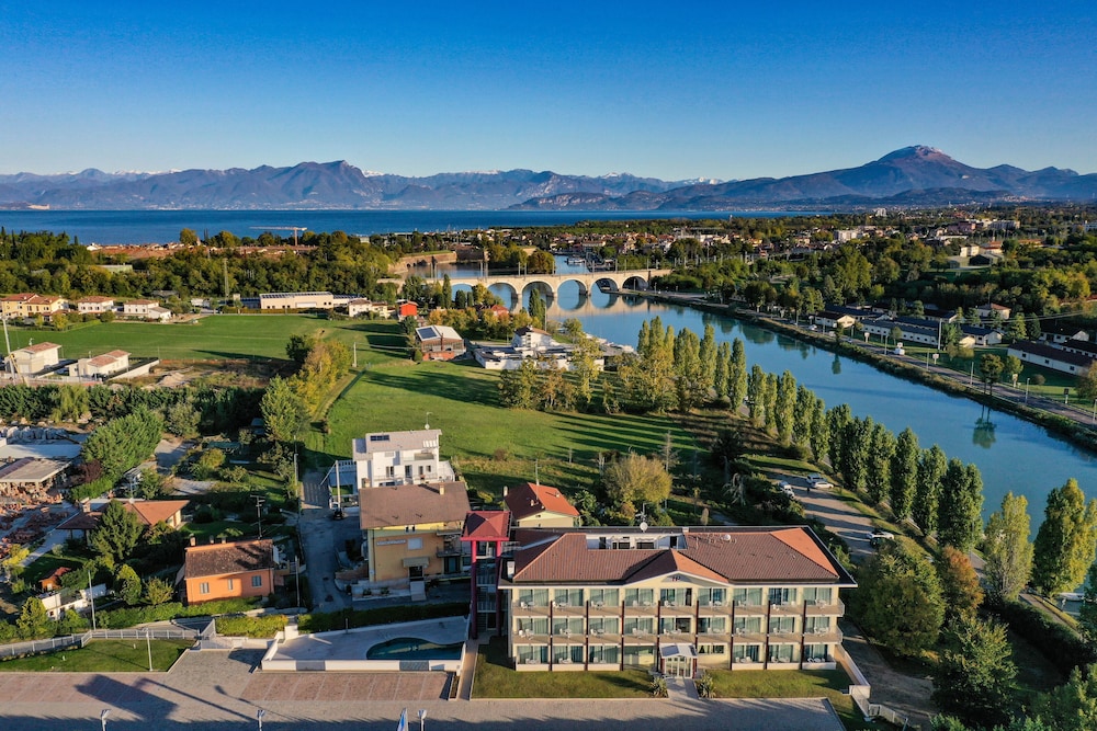 Hotel Rivus — Attractions in the area in Peschiera del Garda, Veneto