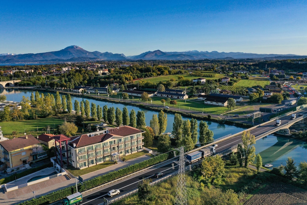 Hotel Rivus — Attractions in the area in Peschiera del Garda, Veneto