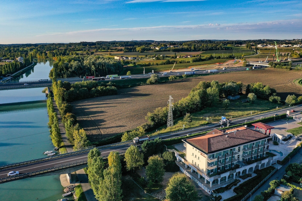 Hotel Rivus — Attractions in the area in Peschiera del Garda, Veneto