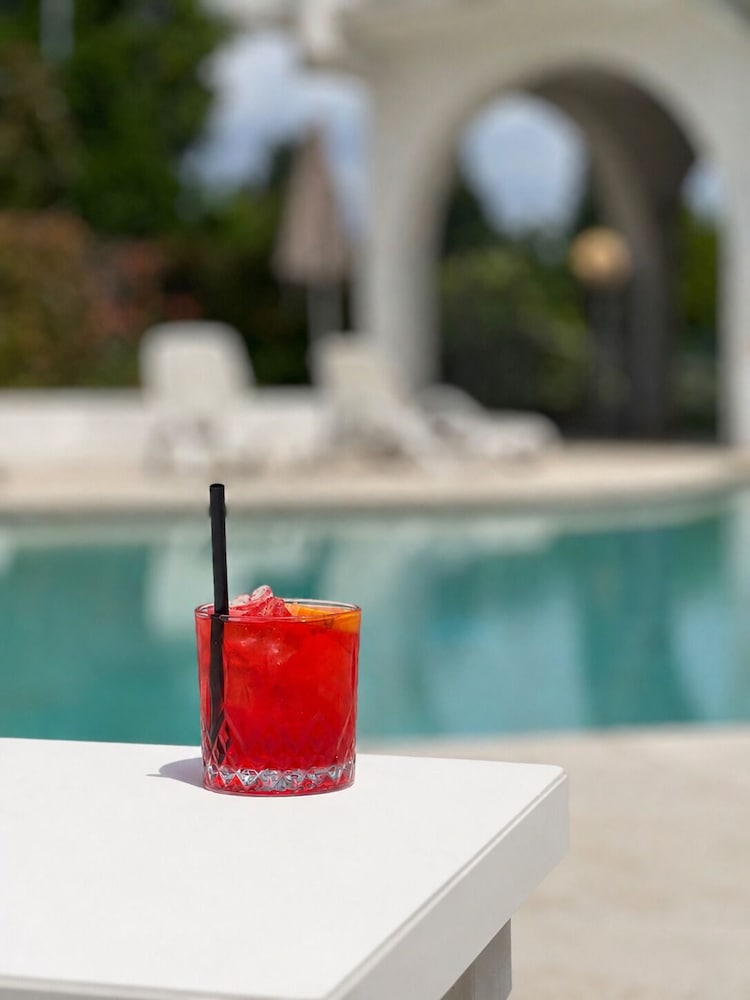Hotel Rivus — Swimming pool in Peschiera del Garda, Veneto