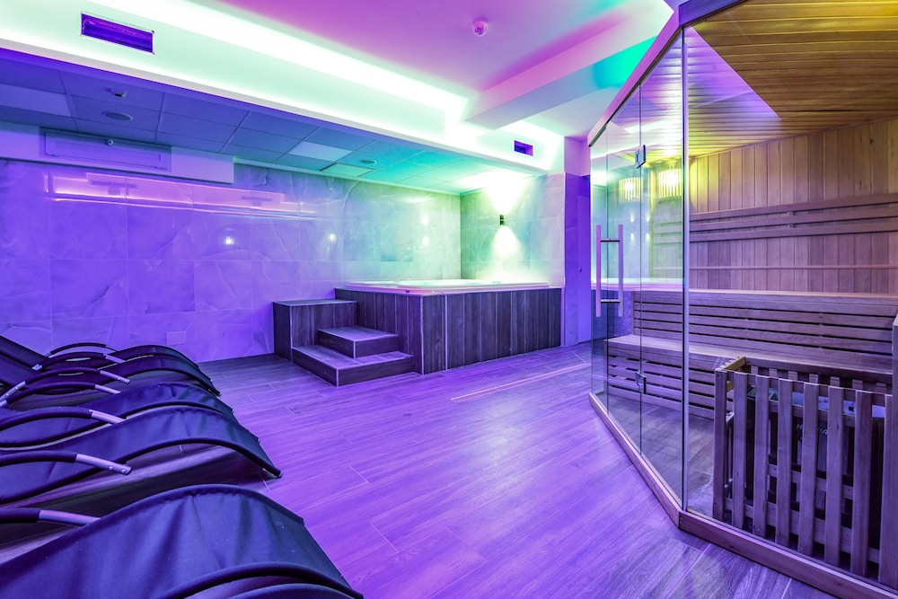 Hotel Rivus — Spa in Peschiera del Garda, Veneto