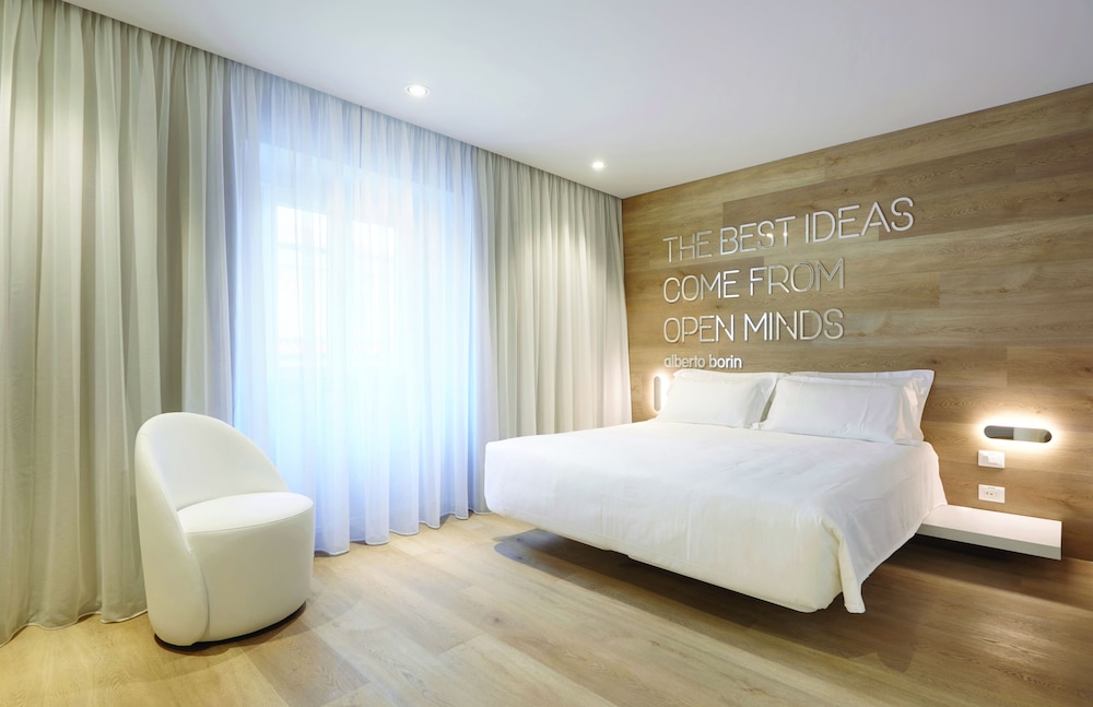 You.Me Design Place Hotel - zdjęcie 4