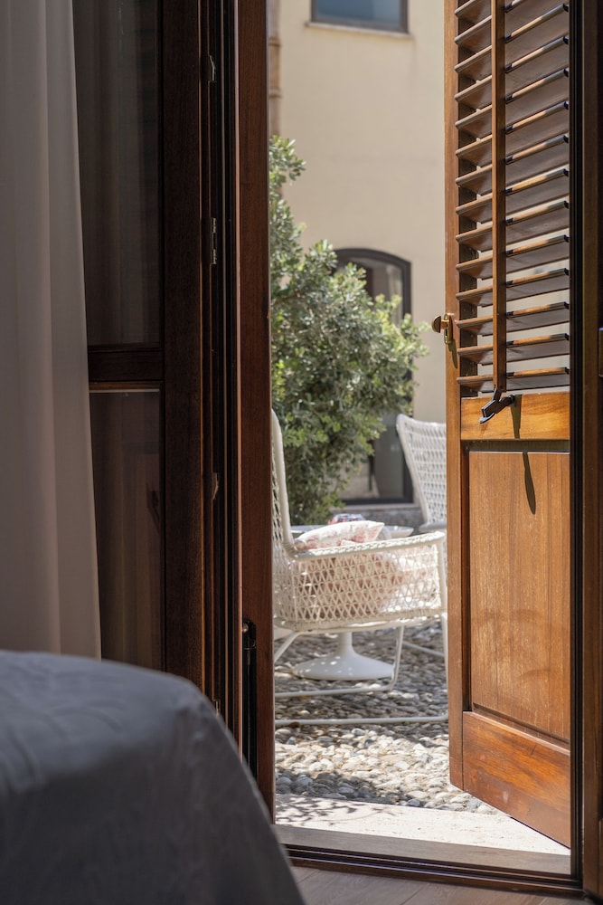 Cetarium Hotel — Hotel rooms in Castellammare del Golfo, Sicily