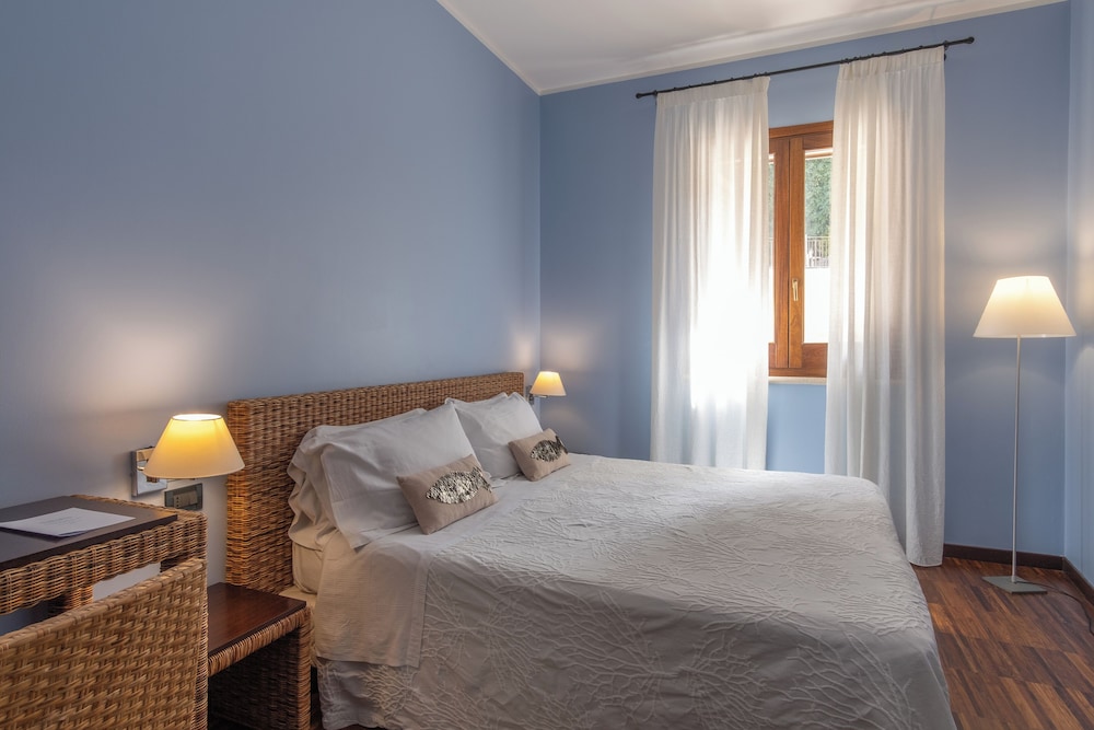Cetarium Hotel — Hotel rooms in Castellammare del Golfo, Sicily