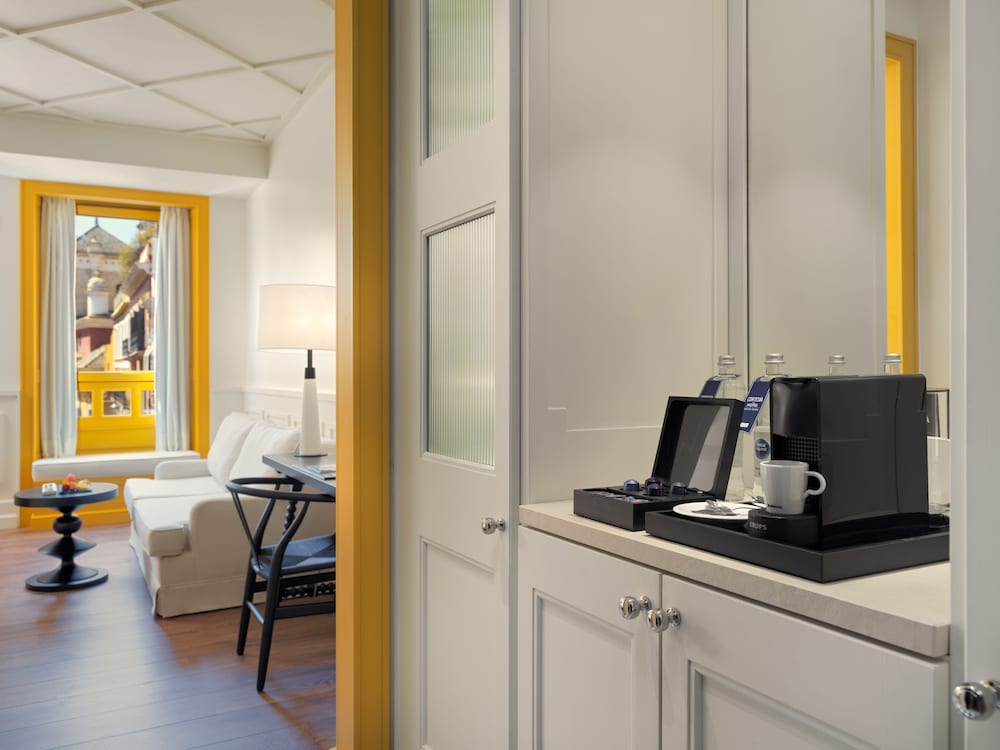 H10 Casa de la Plata — Hotel rooms in Seville, Andalusia