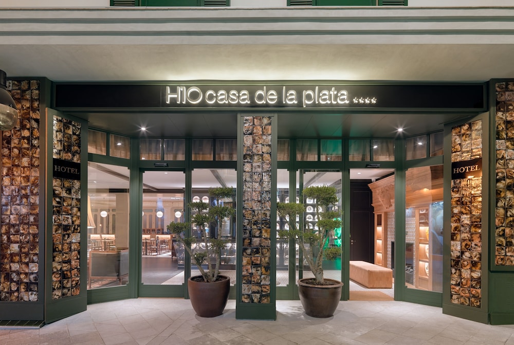 H10 Casa de la Plata — Hotel building in Seville, Andalusia