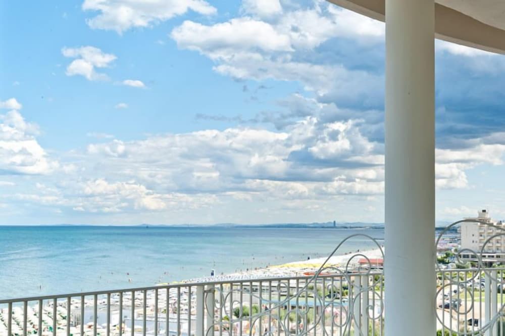Hotel Torremaura Sea Front con Beach Club - zdjęcie 2