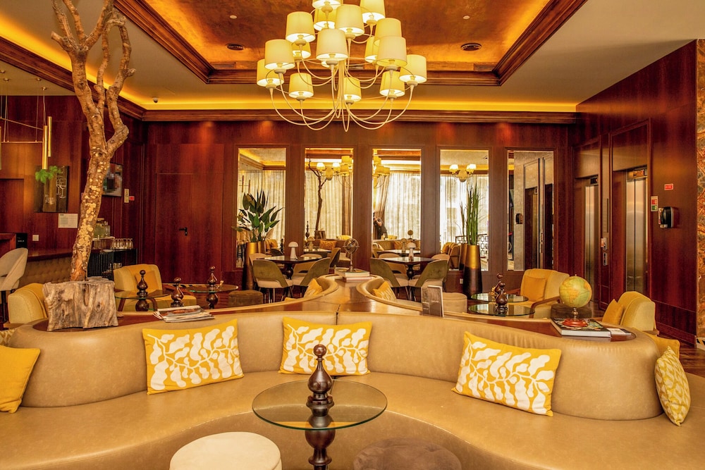 VIP Executive Picoas Hotel — Restaurant & bars in Lisbon, Lisboa