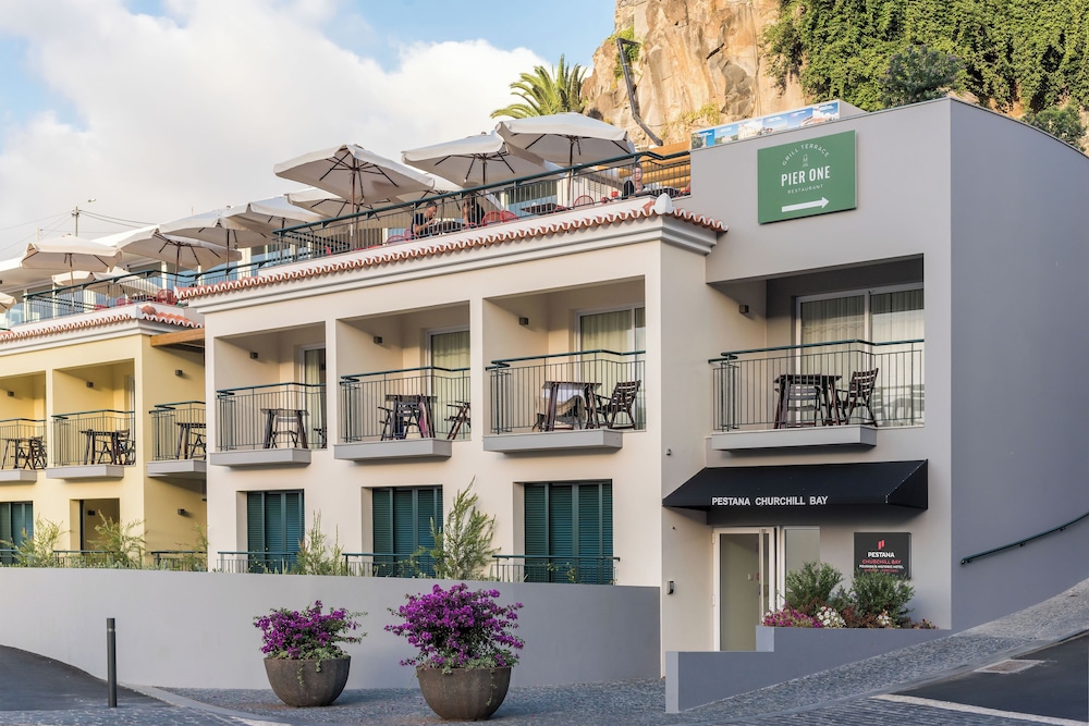 Pestana Churchill Bay — Hotel building in Funchal, Madeira