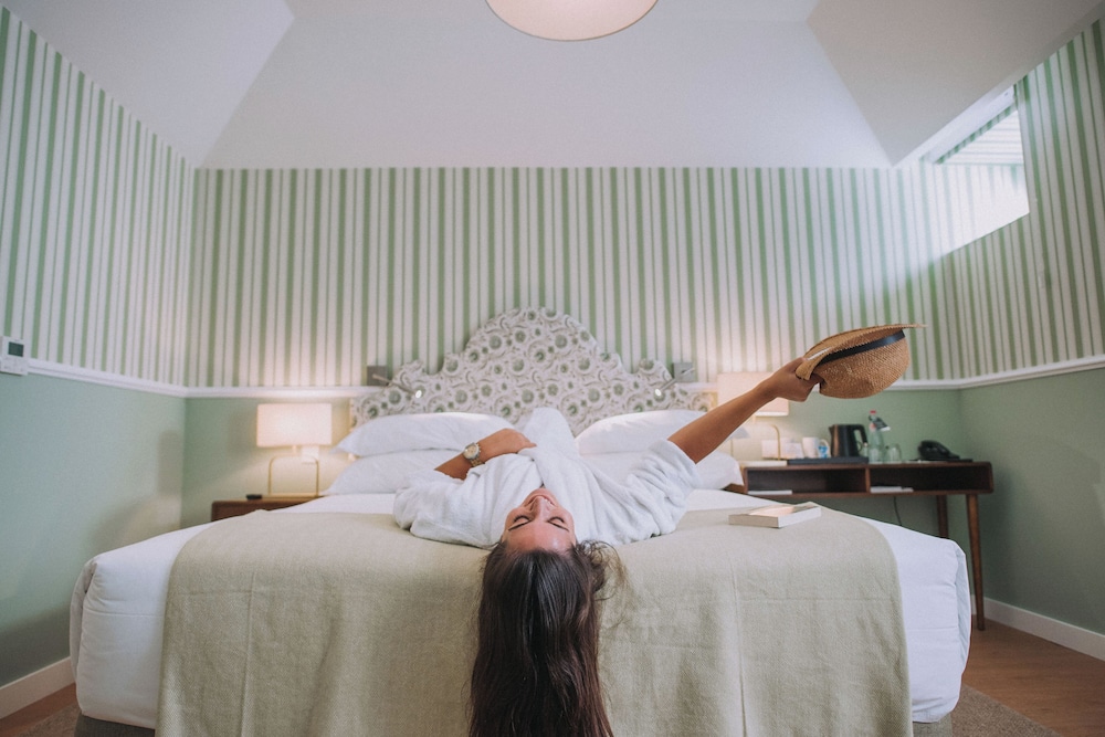 Pestana Churchill Bay — Hotel rooms in Funchal, Madeira