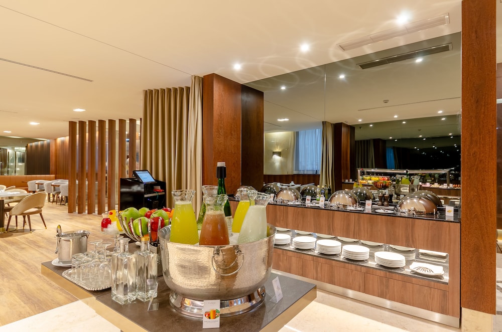 TURIM Boulevard Hotel — Restaurant & bars in Lisbon, Lisboa