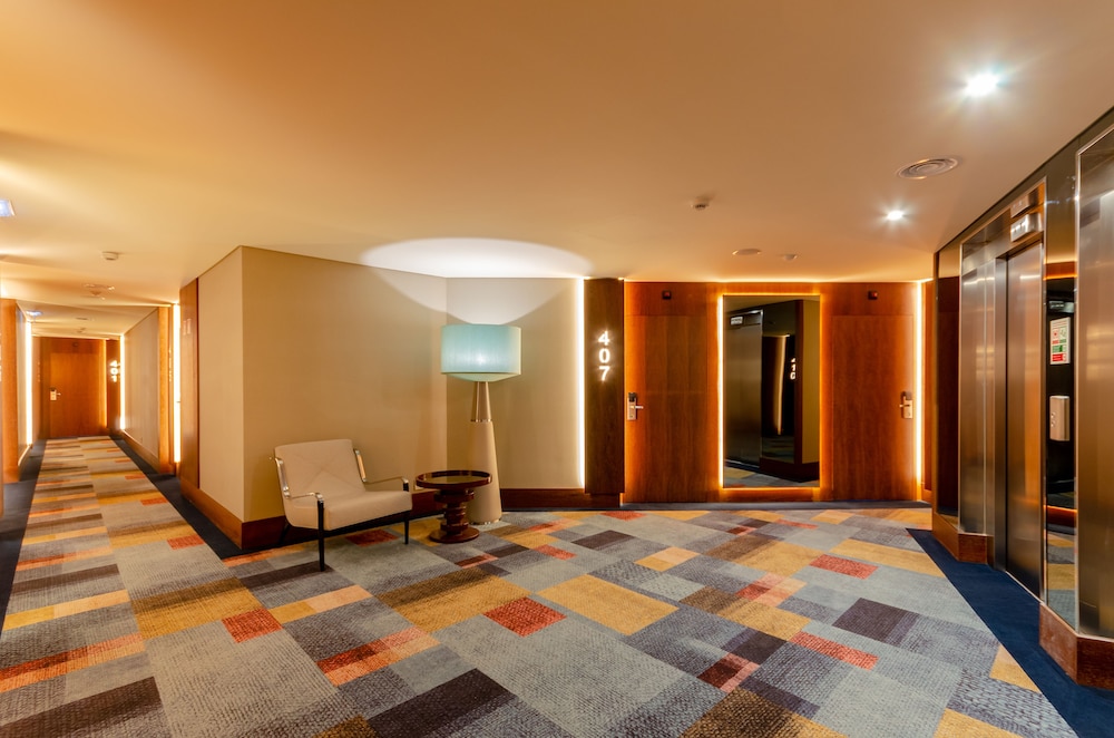 TURIM Boulevard Hotel — Hotel building in Lisbon, Lisboa