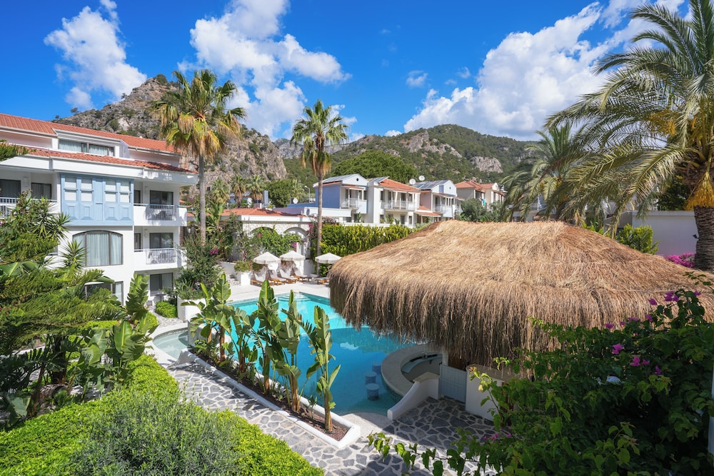 Kassandra Ölüdeniz — Main photo in Fethiye, Mugla