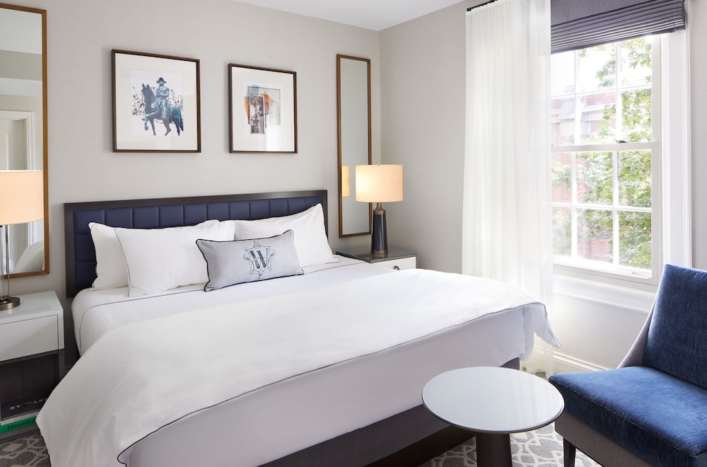 The Whitney Hotel — Hotel rooms in Boston, Massachusetts