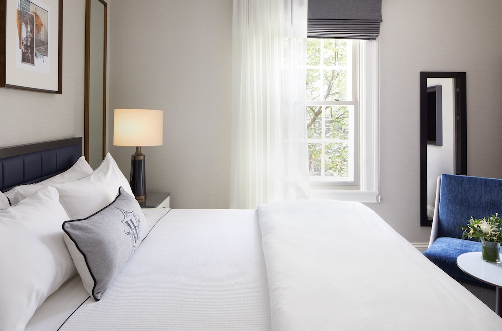 The Whitney Hotel — Hotel rooms in Boston, Massachusetts