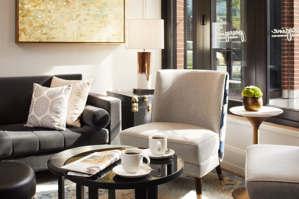 The Whitney Hotel — Hotel rooms in Boston, Massachusetts