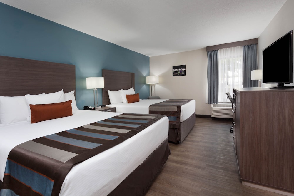 Nobile Hotel Parkway at Celebration Orlando — Hotel rooms in Kissimmee, Florida