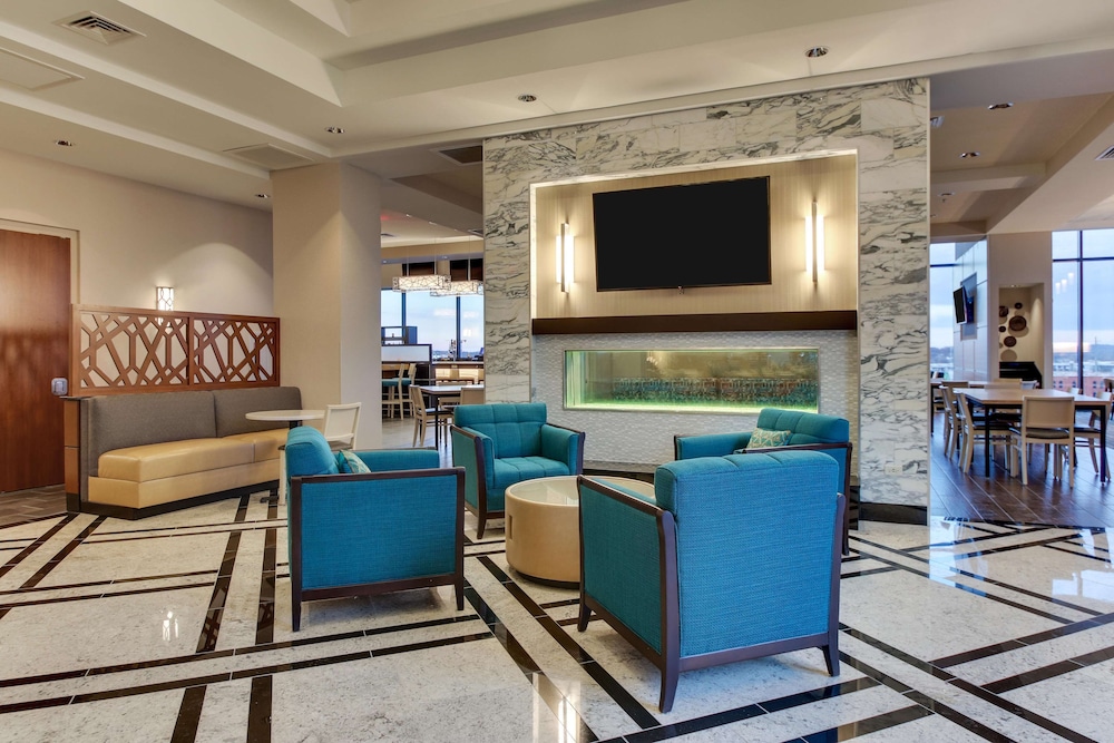 Drury Plaza Hotel Nashville Downtown — Restaurant & bars in Nashville, Tennessee