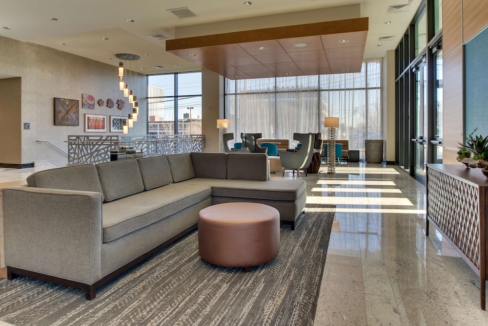 Drury Plaza Hotel Nashville Downtown — Hotel building in Nashville, Tennessee