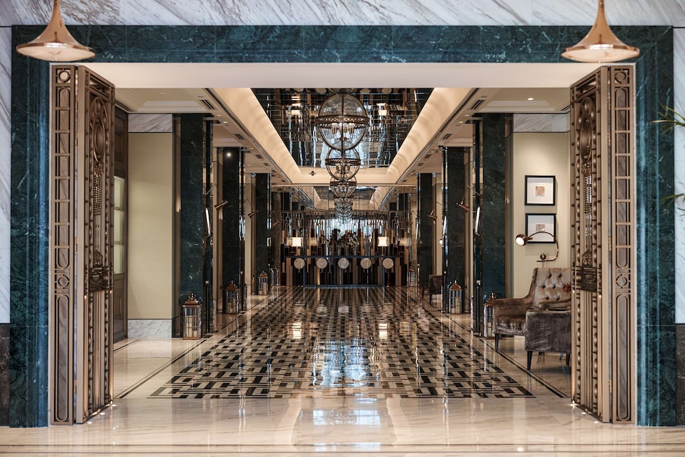Waldorf Astoria Dubai International Financial Centre — Hotel building in Dubai