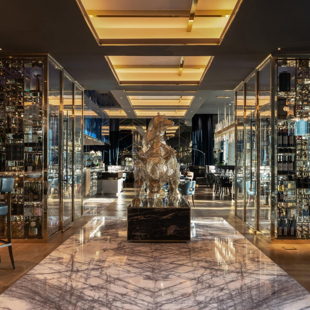 Waldorf Astoria Dubai International Financial Centre — Restaurant & bars in Dubai