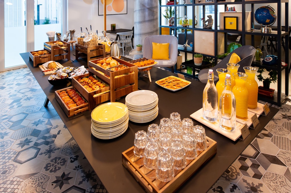 Staycity Aparthotels, Venice, Mestre — Restaurant & bars in Mestre, Veneto
