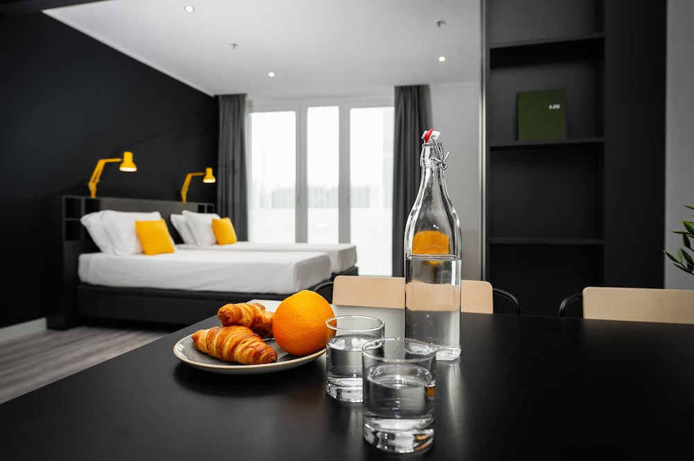 Staycity Aparthotels, Venice, Mestre — Hotel rooms in Mestre, Veneto