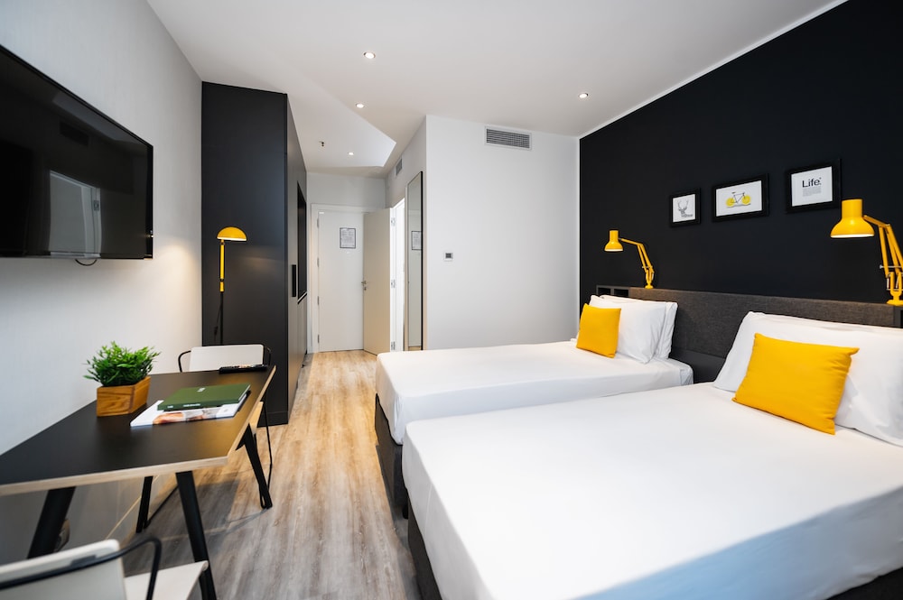 Staycity Aparthotels, Venice, Mestre — Hotel rooms in Mestre, Veneto