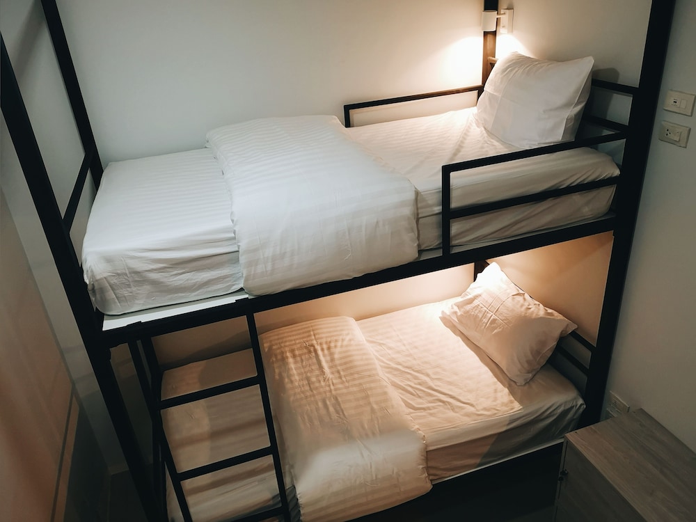 Tall Tree Kata Phuket - Hostel — Hotel rooms in Karon, Phuket Province