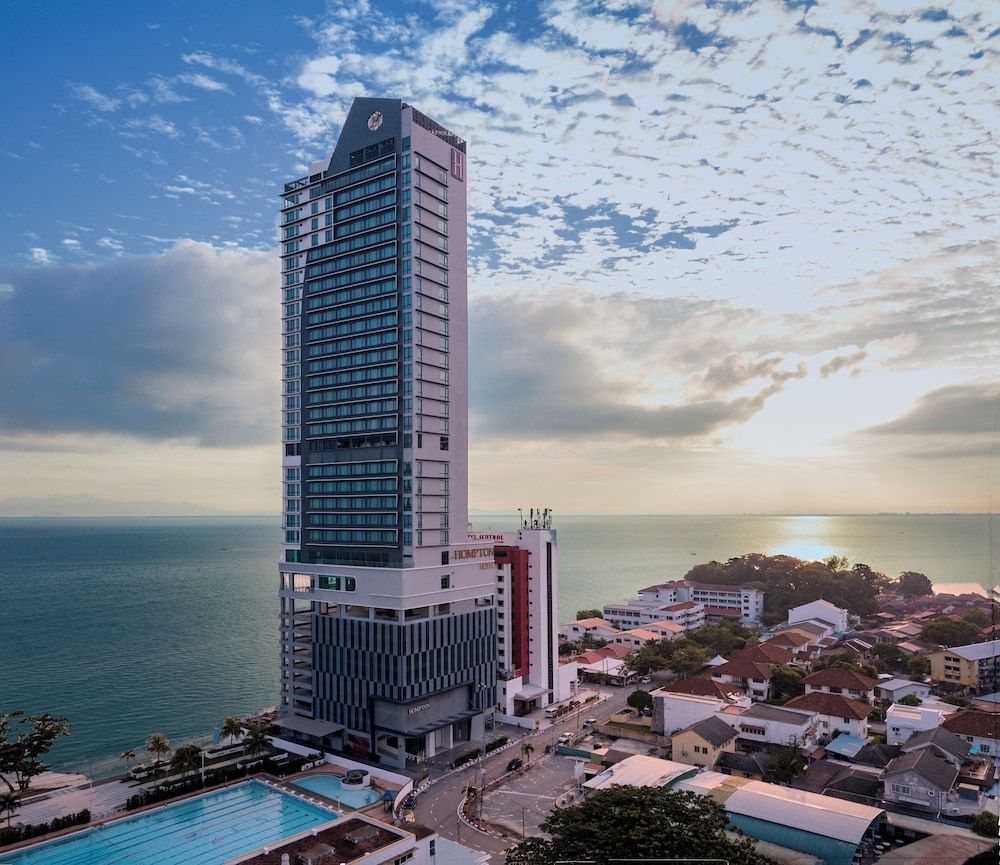 . Hompton by the Beach Penang