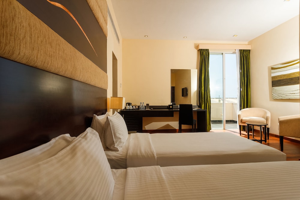 Renuka City Hotel — Hotel rooms in Colombo, Western Province